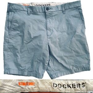 Levi Strauss DOCKERS Supreme Flex ULTIMATE SHORT in Light Blue Size 38